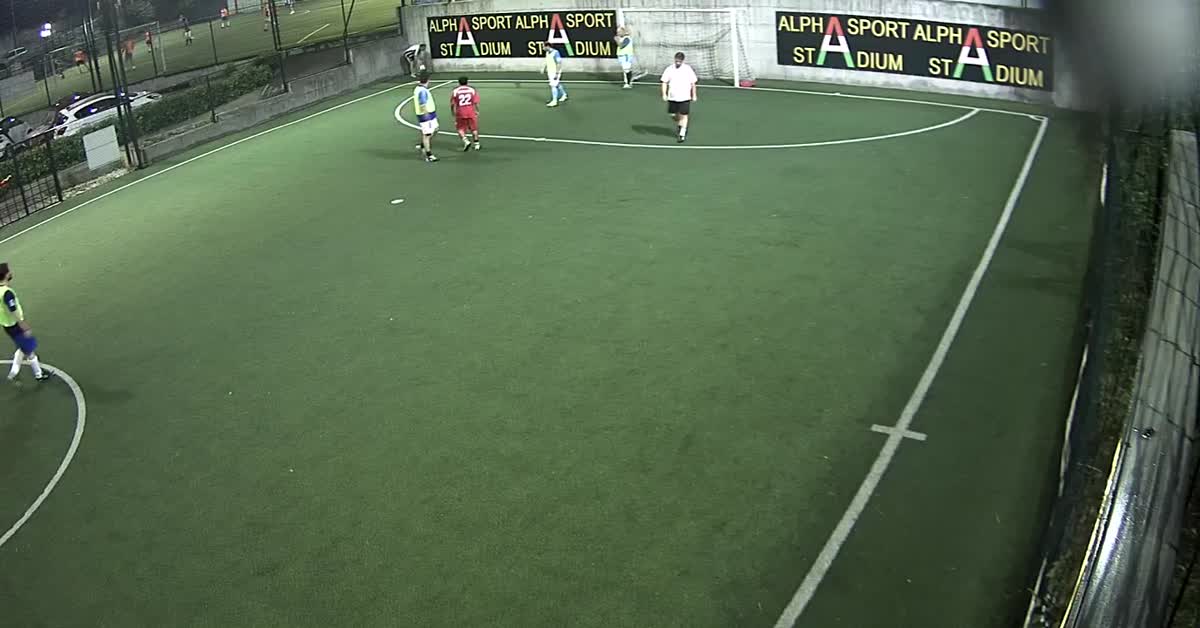 Tiro a fil di palo e goal
