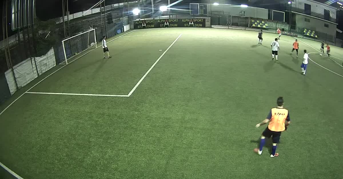 Dribbling e tiro fuori