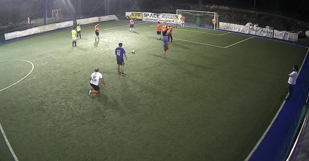 Punizione all incrocio
