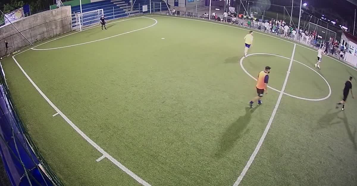 Macli dribbling e gol