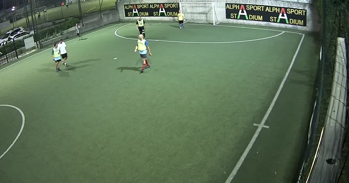 Gran girata al volo e gol