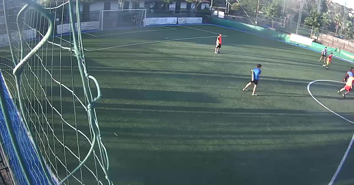 Gol del vantaggio di sini
