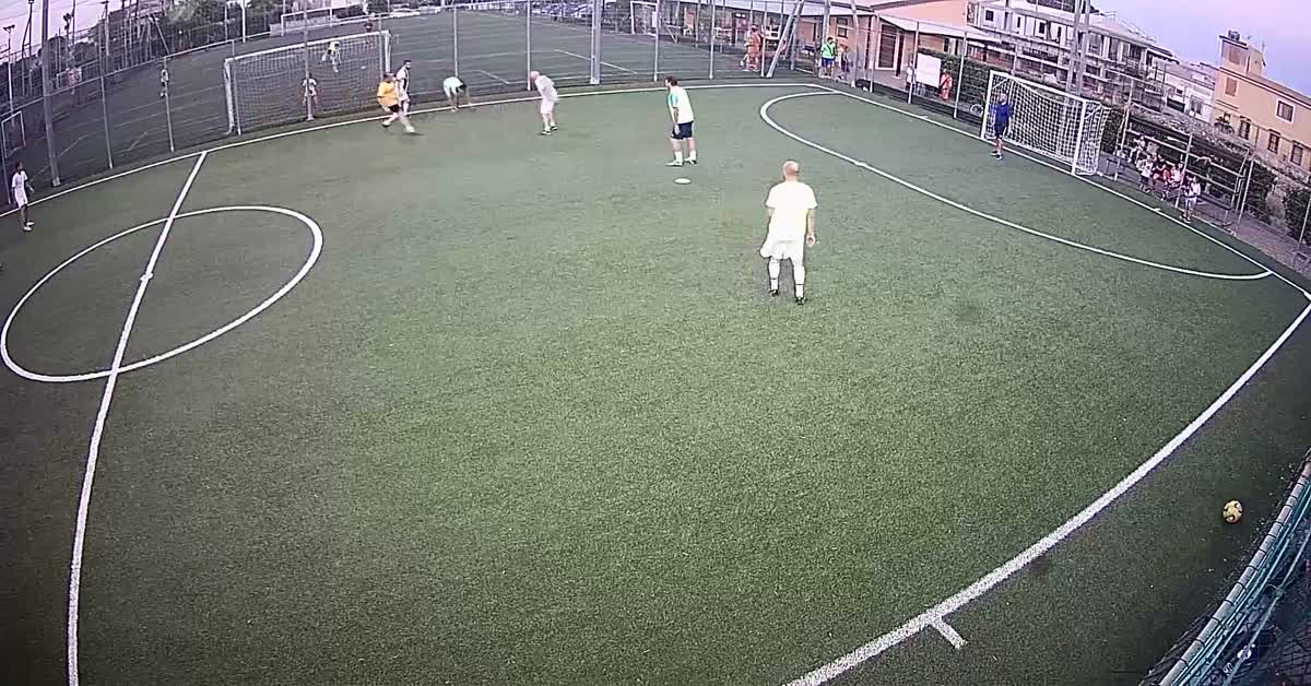 Gol da fuori area