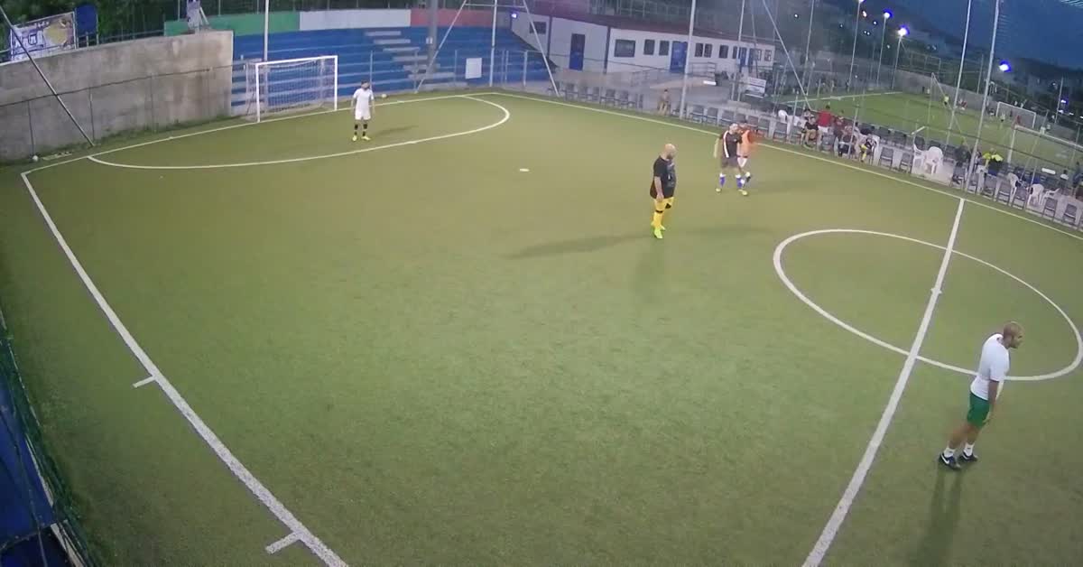 Il portiere si rifiuta