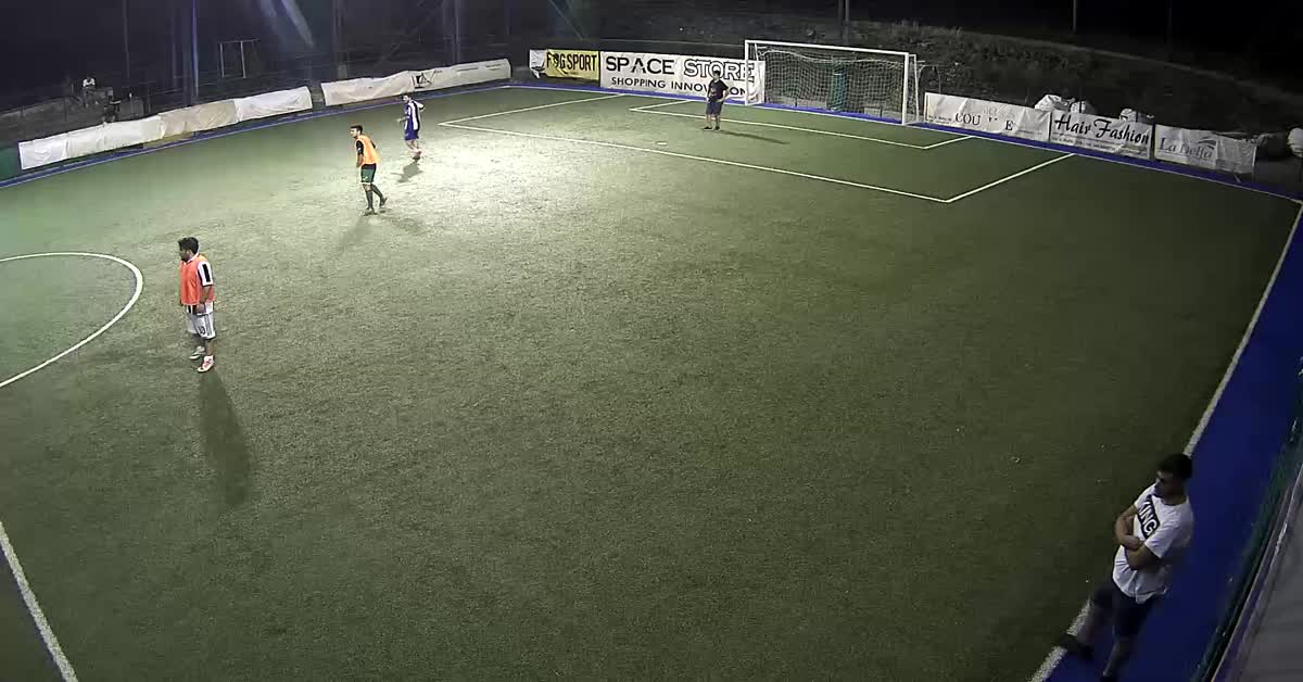 Tiro al secondo palo 