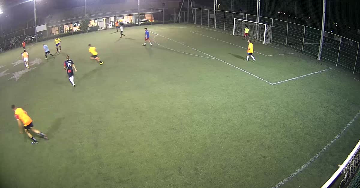Gol a giro 