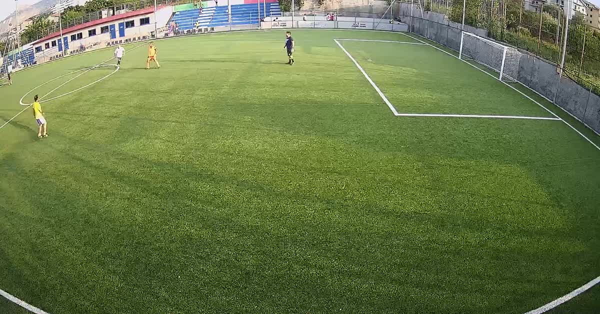 Tacco Demi a Franco gol