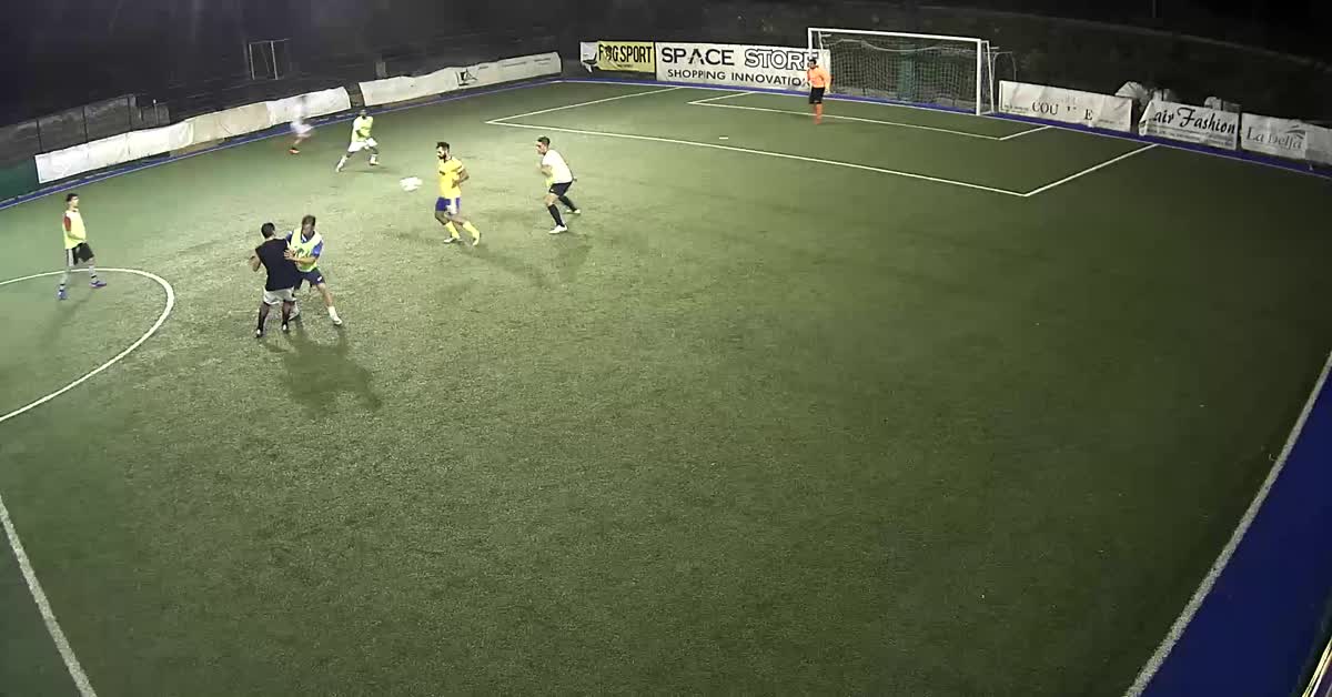 Assist no look 