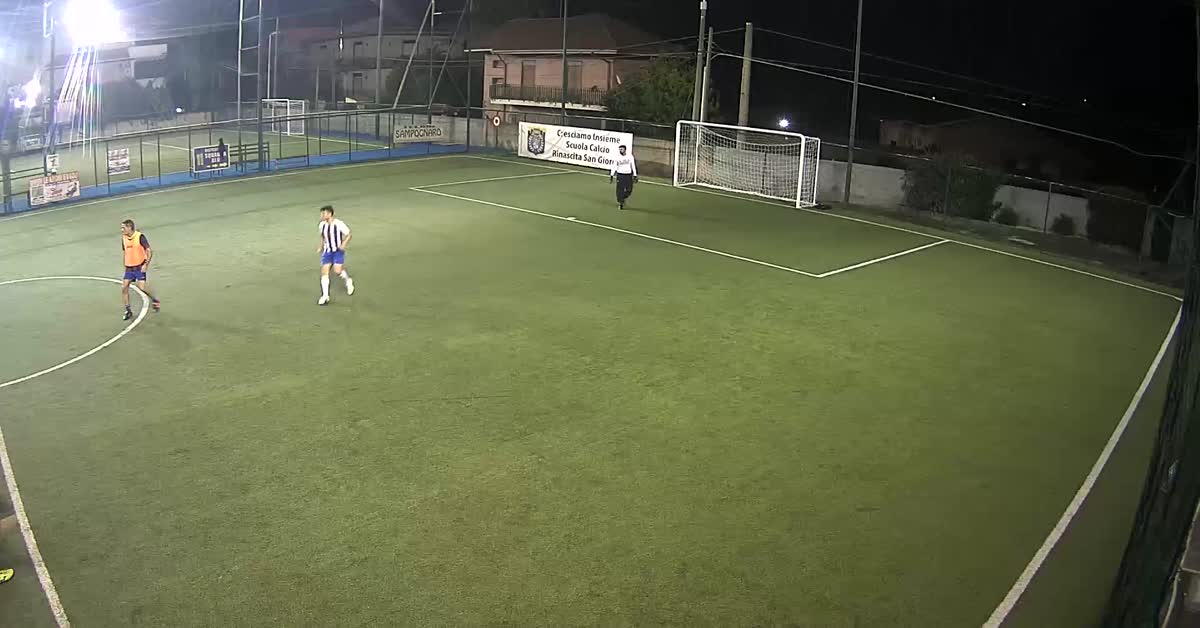 gool di punta ahahaha