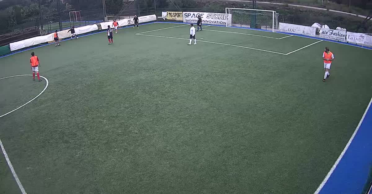 Assist ad Aron con gol