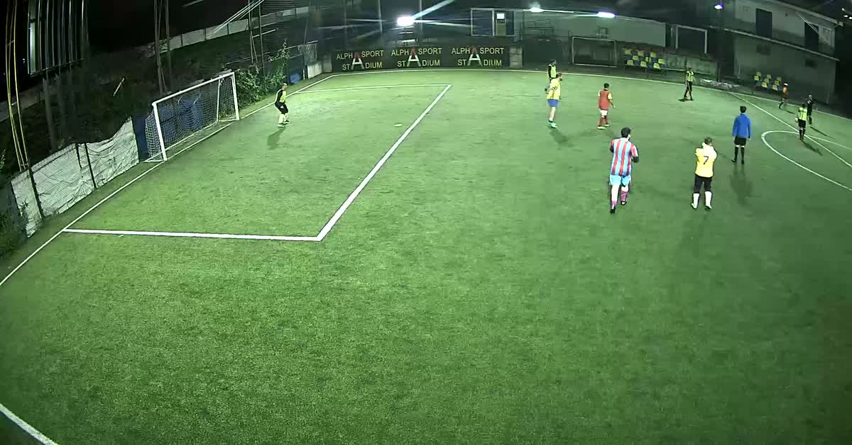 Gol Marco, tocco sotto