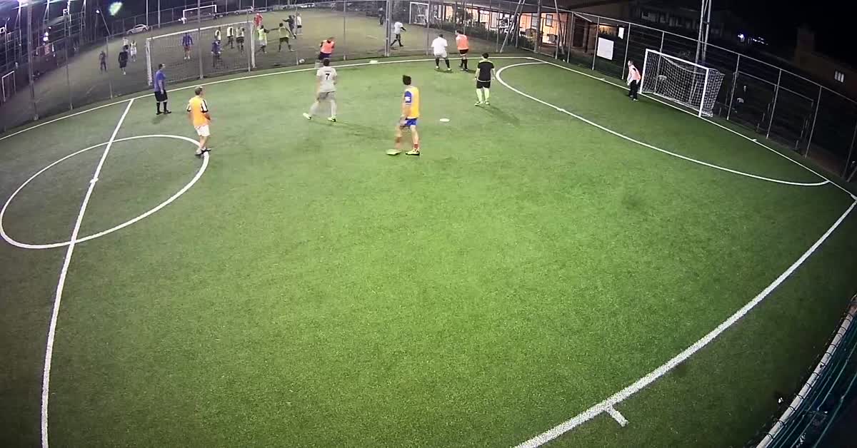 Hooop. E gooal