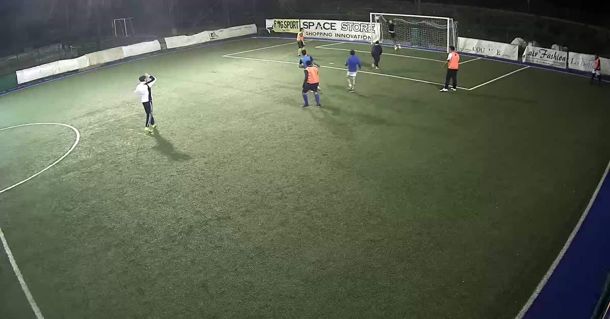 Tiro alla Ronaldo