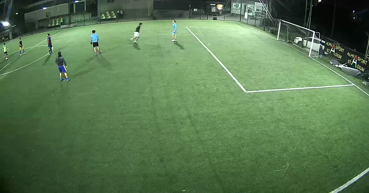 Gol dalla difesa del sant