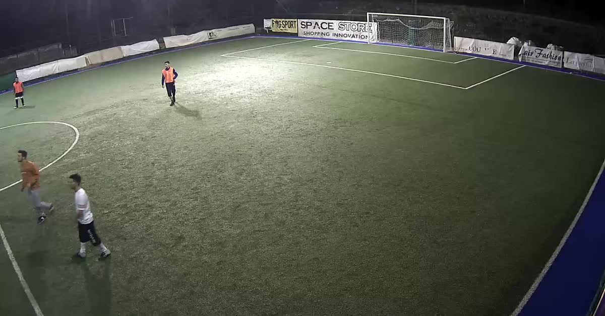 Tunnel e gol