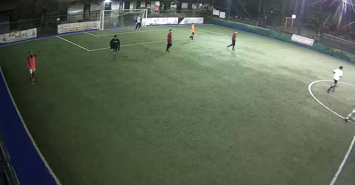 Finta al portiere e gol