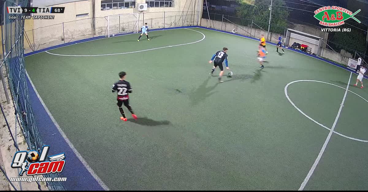Un goal da vero bomber