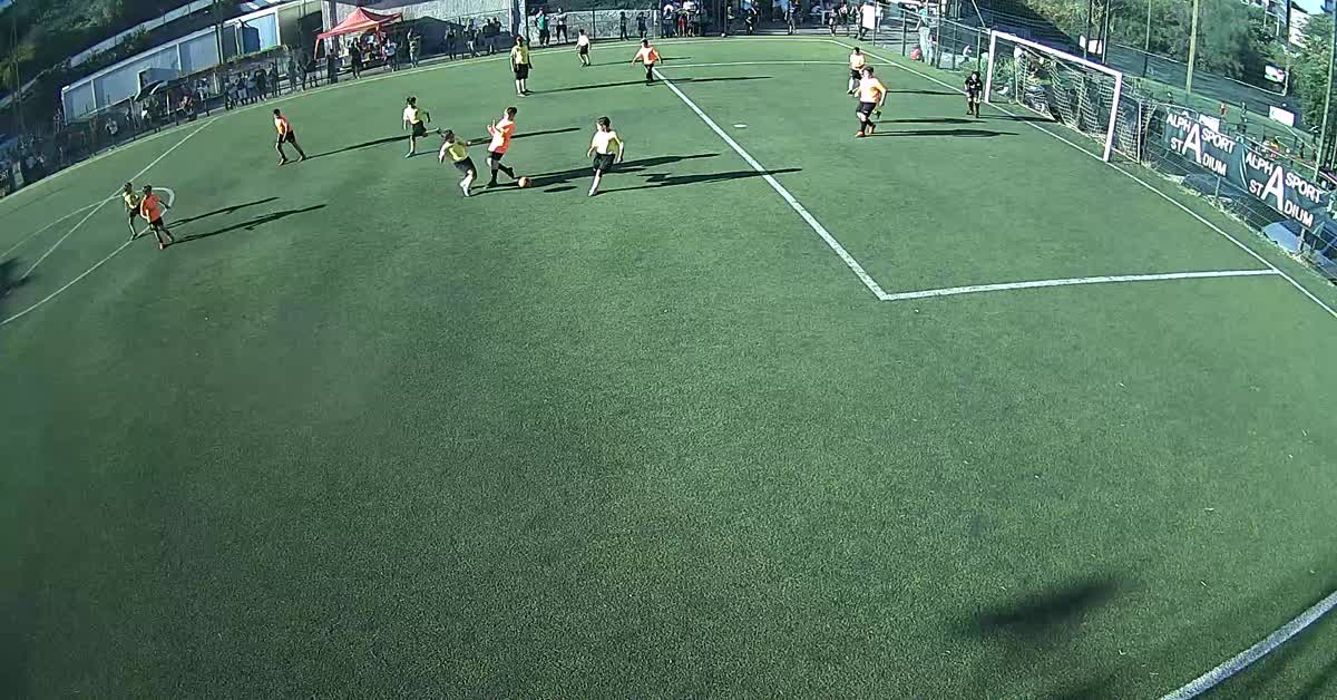 Goal da fuori area 