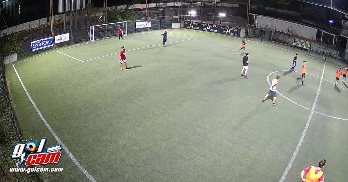 Gol mio centro campo