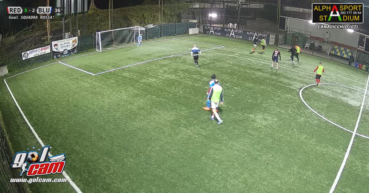 Bel goal da fuori