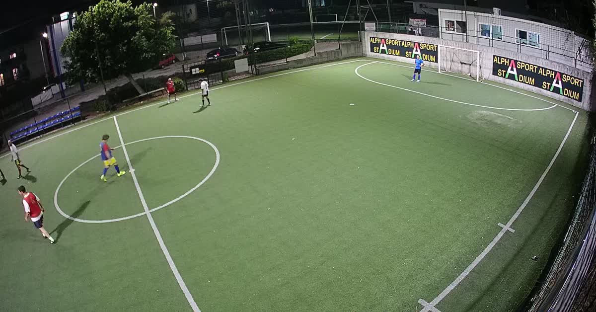 Assist perfetto e goal al volo