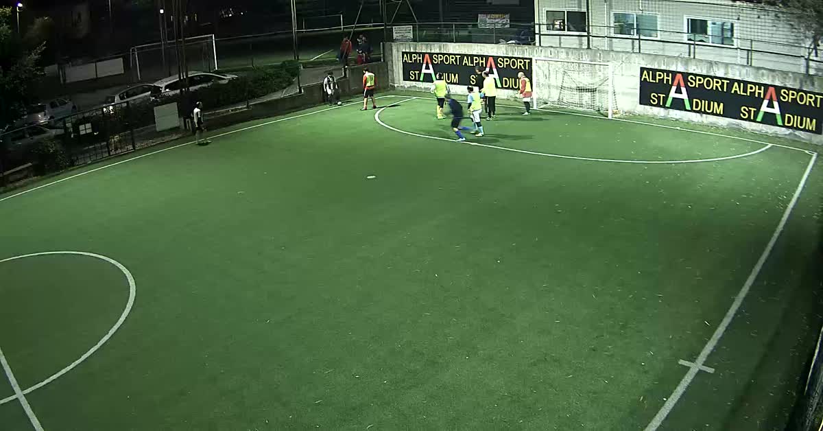 Gran goal con velo !