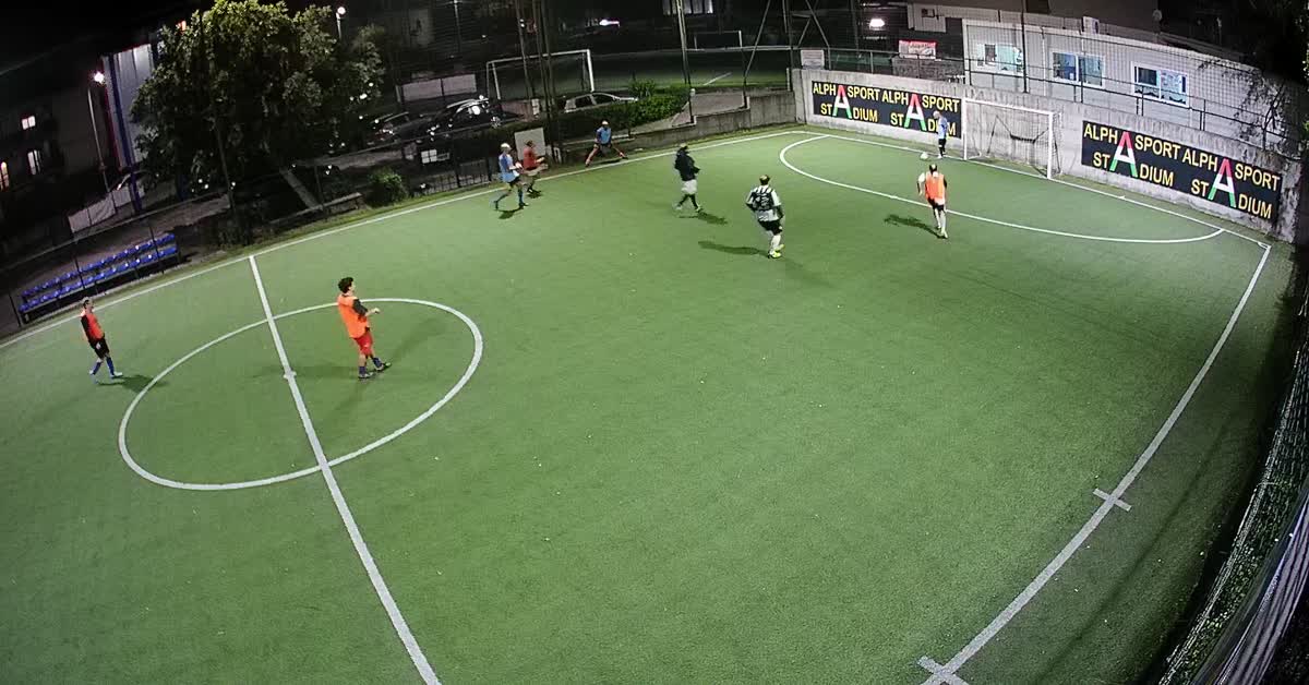 Stop e goal da centrocampo