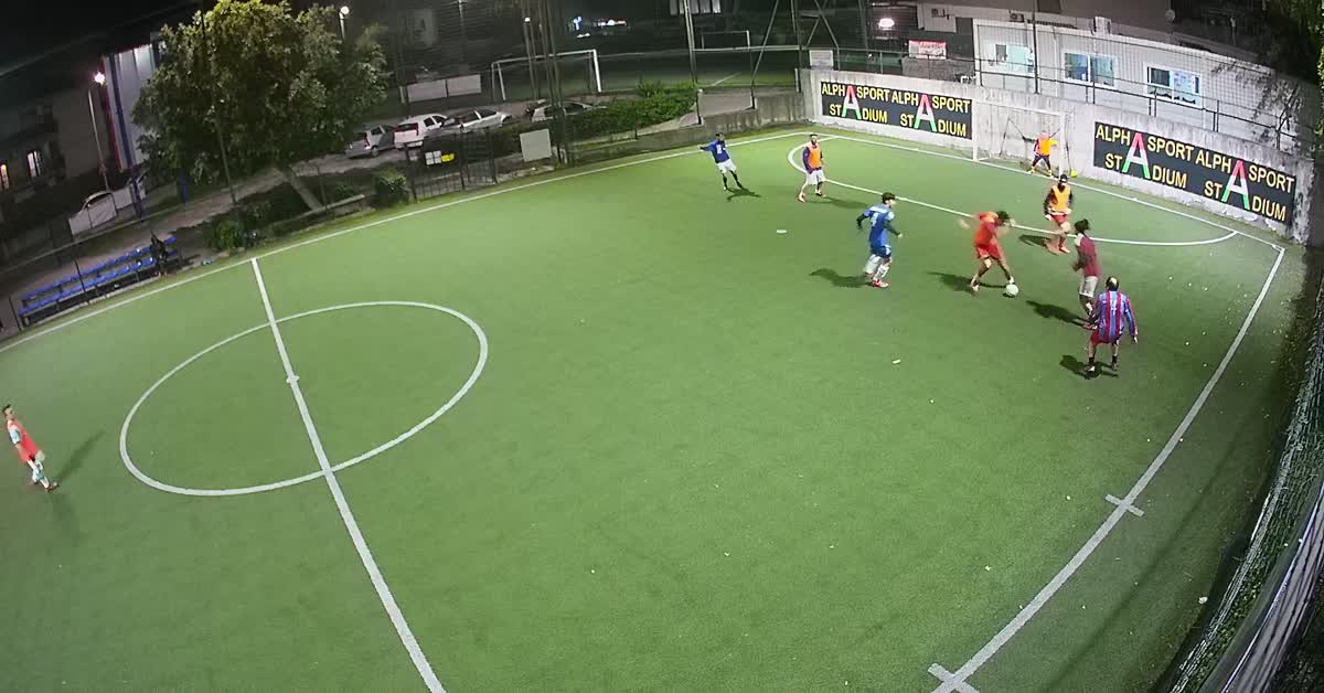Bel gol da fuori