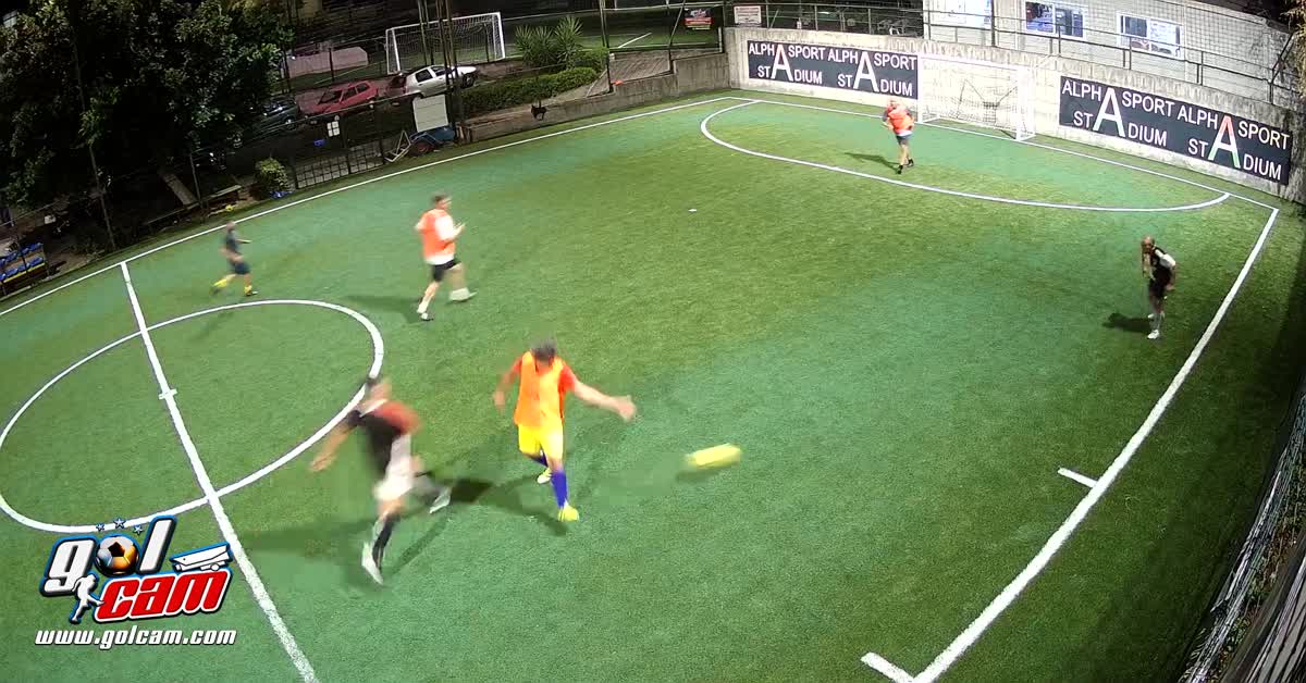 Controllo e goal a fil di palo
