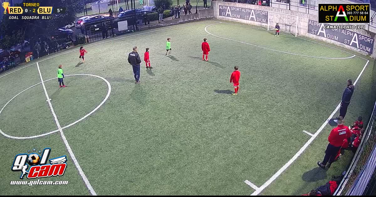 Dorian gol al volo centrocampo