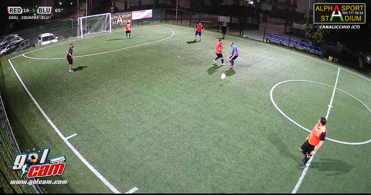 Gol al volo dalla distanza