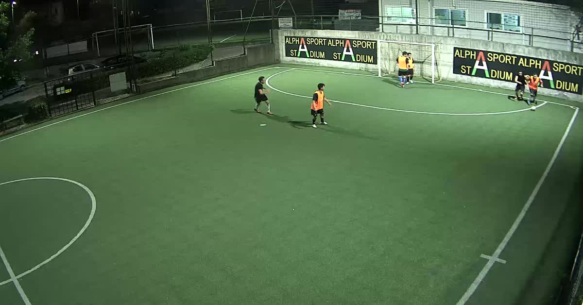 Ci scappa la rissa