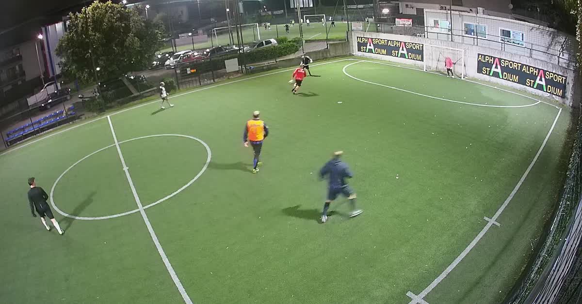 Esterno al volo e goal
