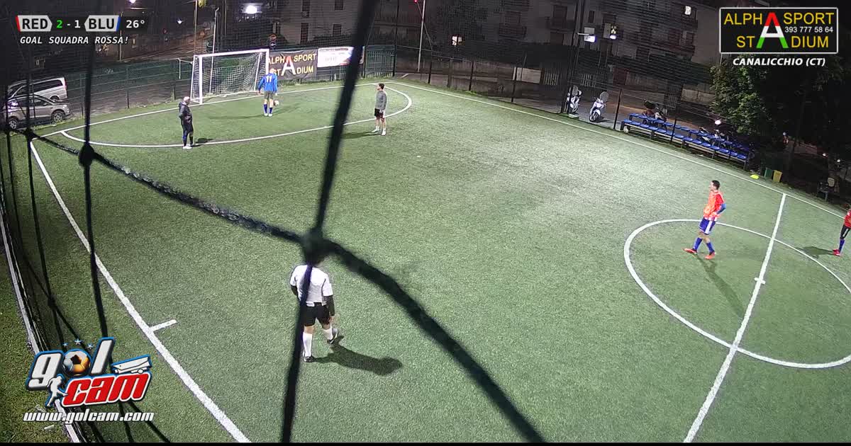 Intercetto e gol da fuori