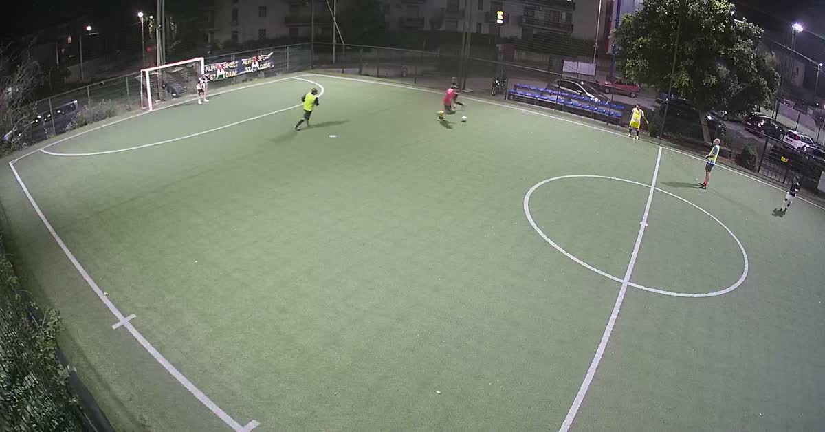 Triangolazione,diagonale e gol