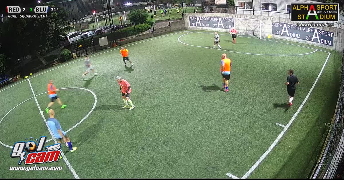Destro al volo, goal nel sette