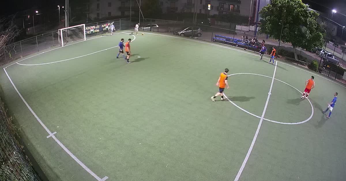 Rubo palla e faccio goal