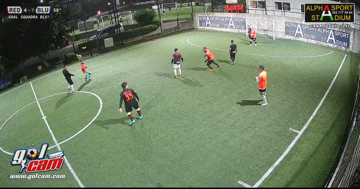 Goal su primo palo