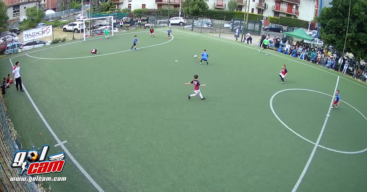 Primo gol Lorenzo