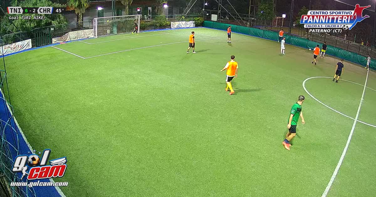 Gran gol sotto l"incrocio 