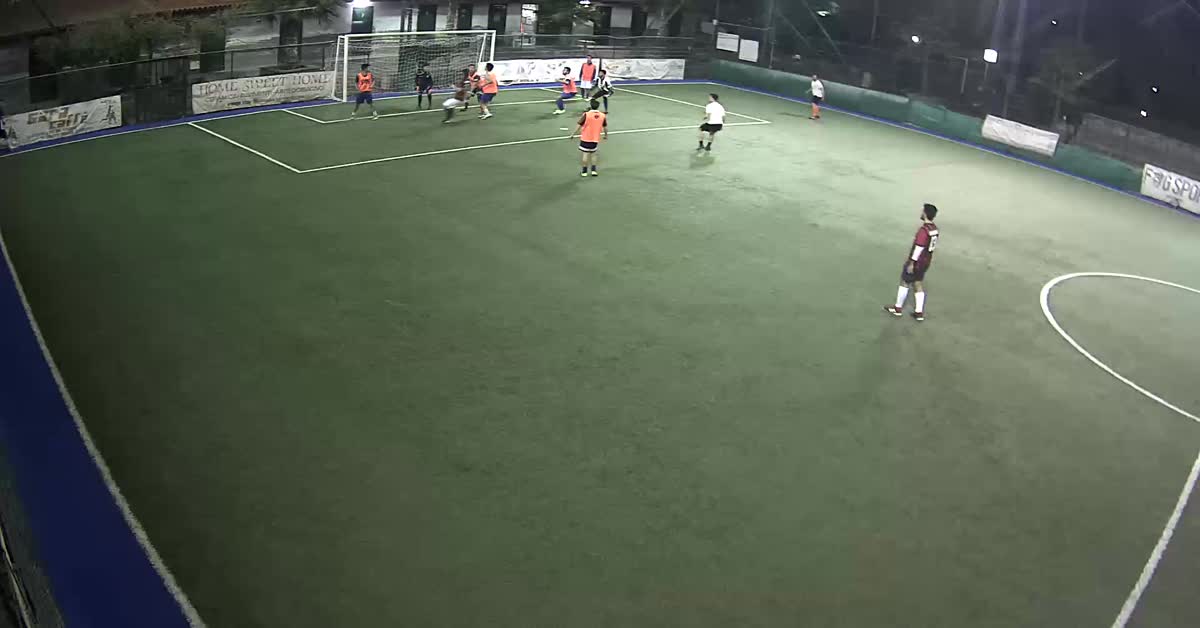 Tunnel e gol