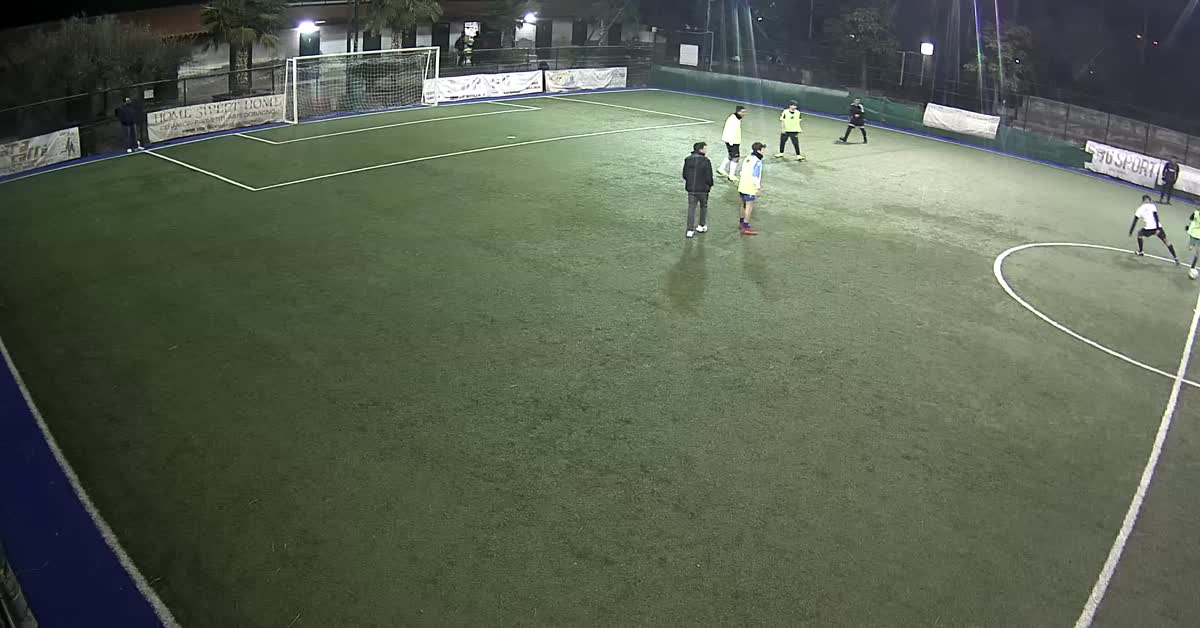 Goal da centrocampo 