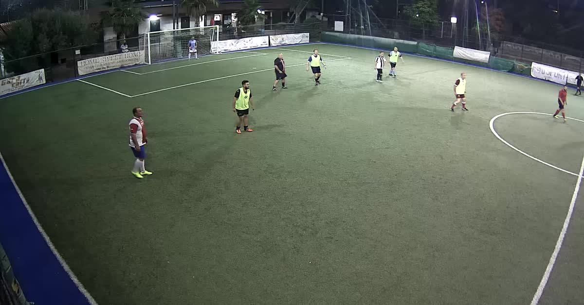 Tiro d"esterno e gol