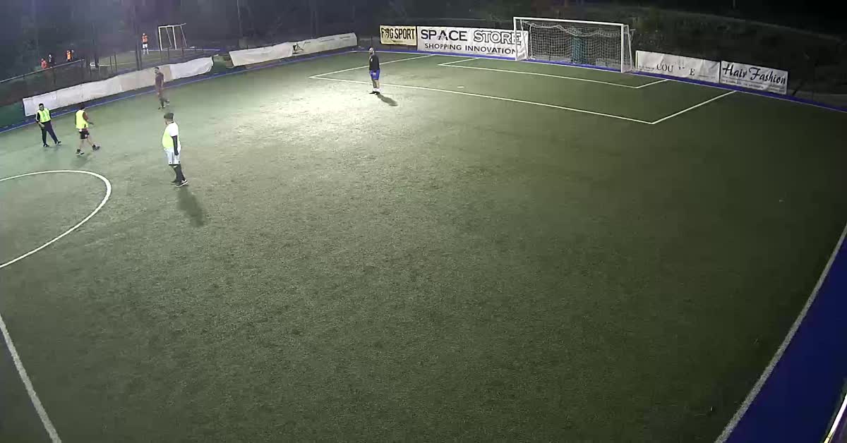 Contropiede, pallonetto e rete