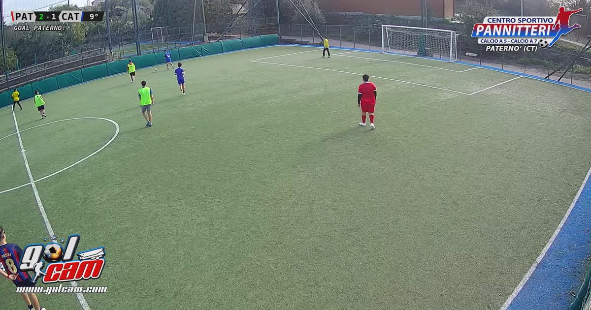 Gol centro campo 