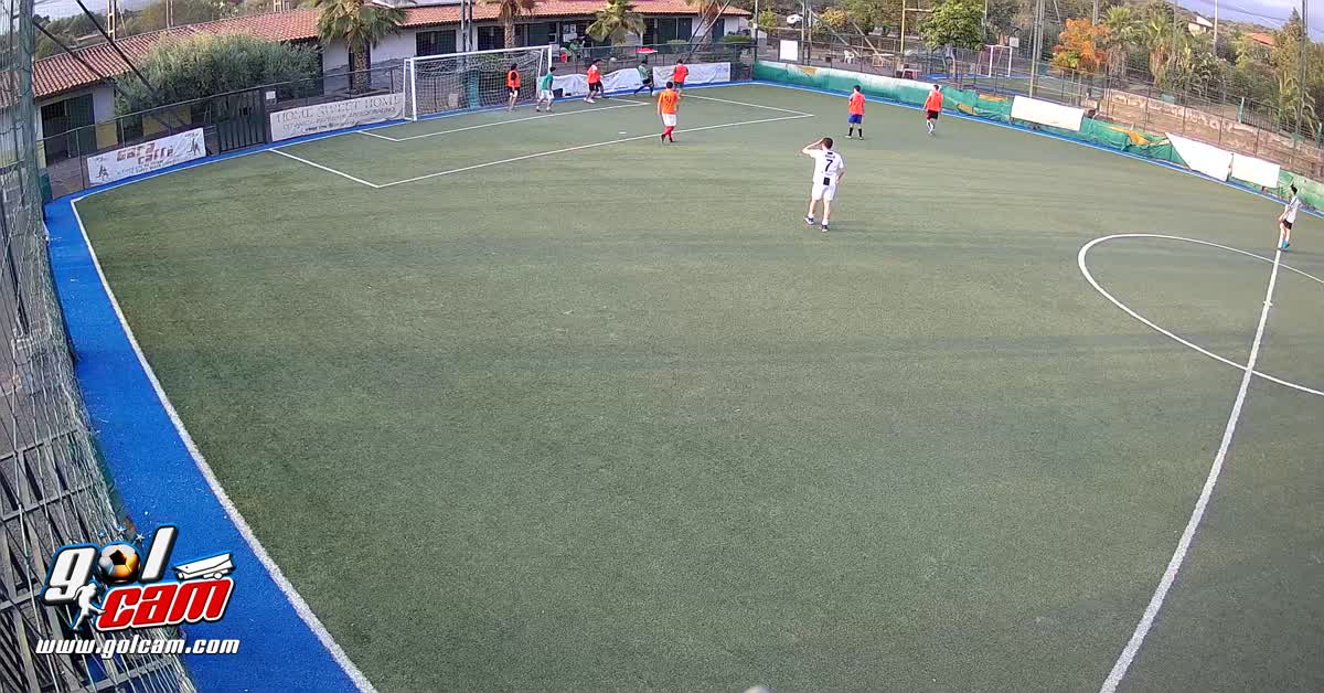 Gol Leo