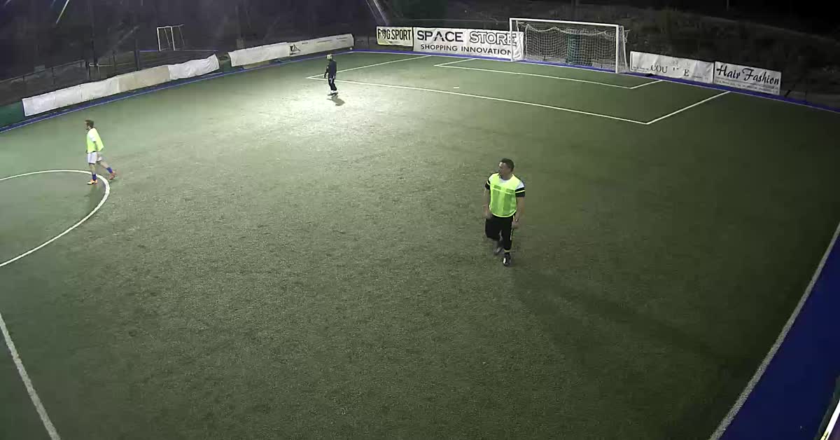 GOAL DI PUNTA DA FUORI AREA
