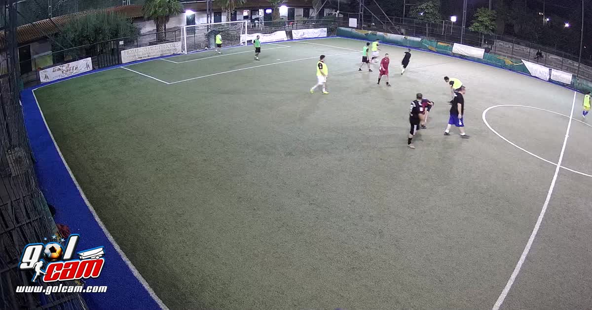 Gol angolo basso