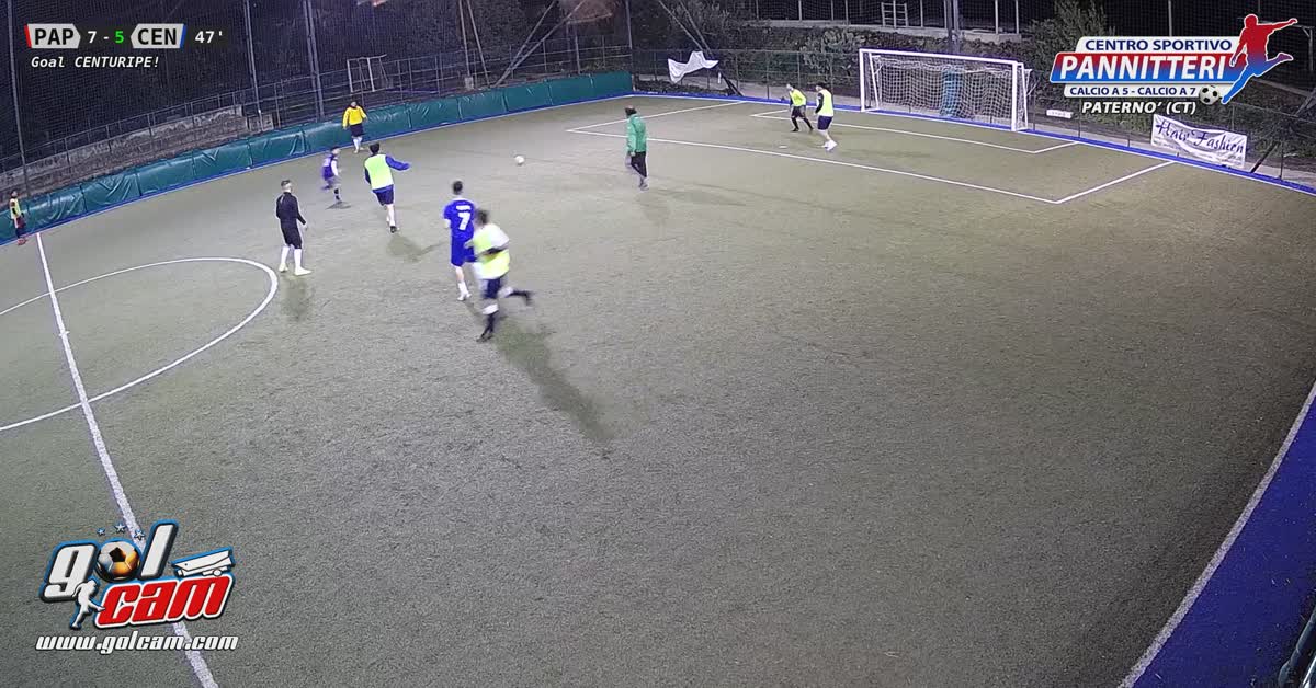 Bel gol di destro