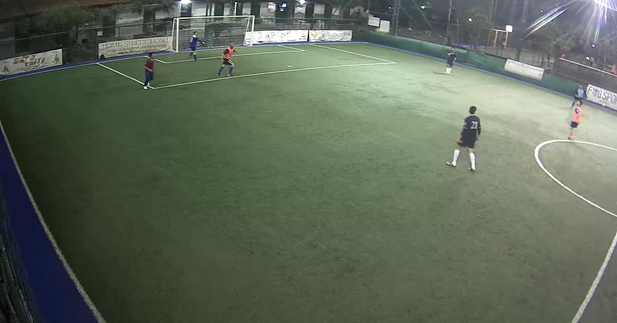  TIRO DA FUORI E GOL